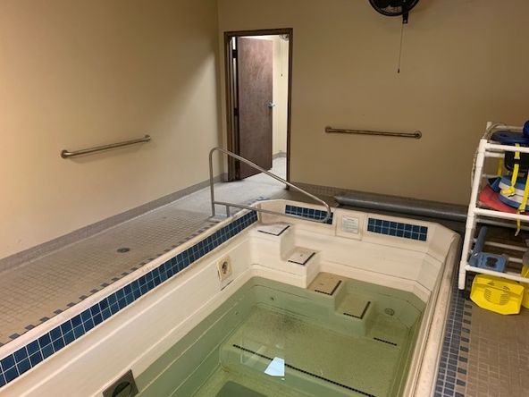 Medical Office For Sale/Lease : 15 Orleans Dr, Hattiesburg, MS 39402